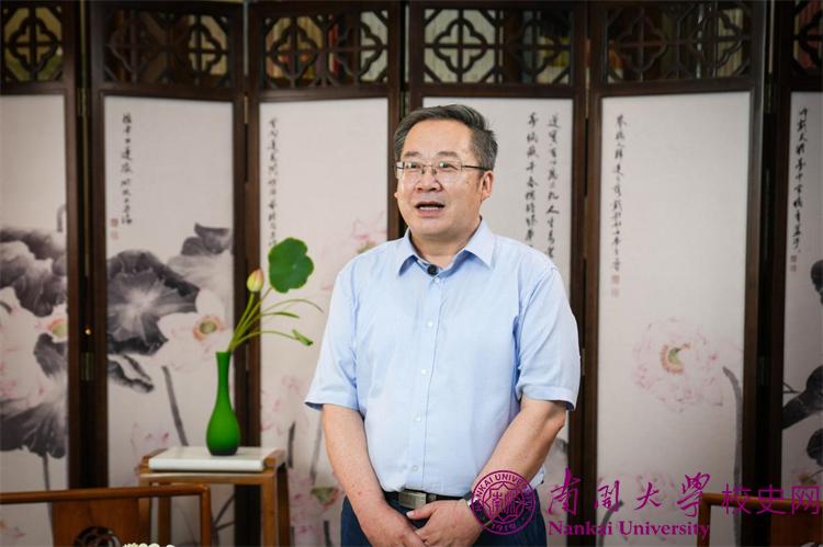 叶嘉莹迎来农历百岁华诞：柔蚕老去应无憾 要见天孙织锦成